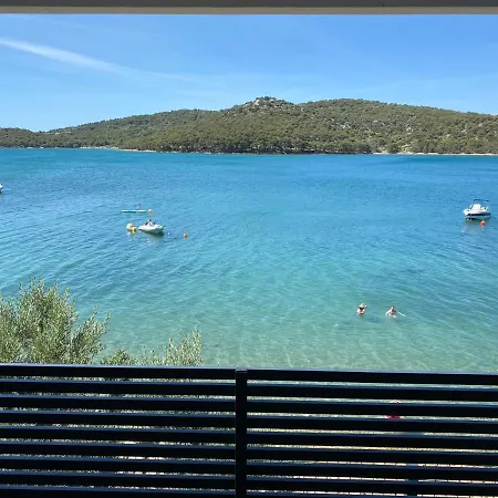 Bella Homes Vikendica *