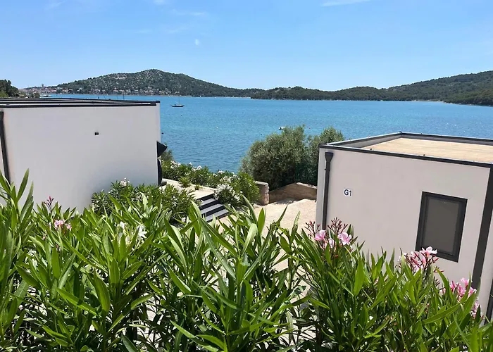 Bella Homes Tatil Evi Tisno